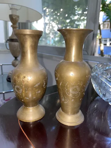 Par de vasos soliflores indianos
