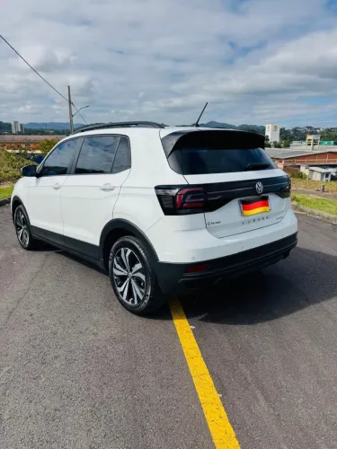 Volkswagen T-Cross 1.0 TSI Flex 12V 5P Aut. 2021