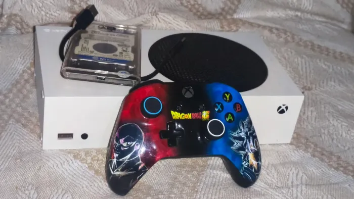 XBOX SERIES S + HD EXTERNO DE 500GB