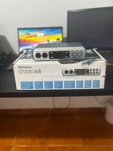 Interface de Áudio PreSonus Studio 68 USB - Com Caixa
