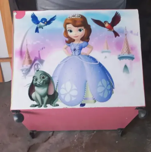 Bau para brinquedos