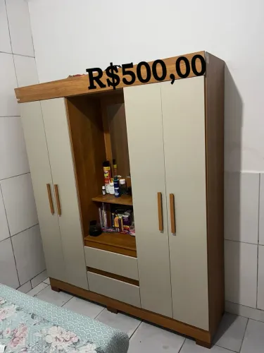 Guarda roupa seminovo