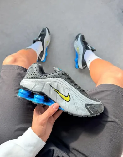 TÊNIS NIKE R4 - NEYMAR