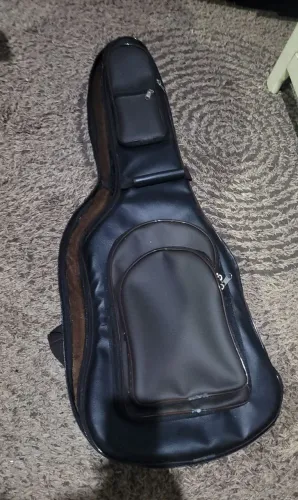 Bag de luxo acolchoado couro. P/ guitarra.