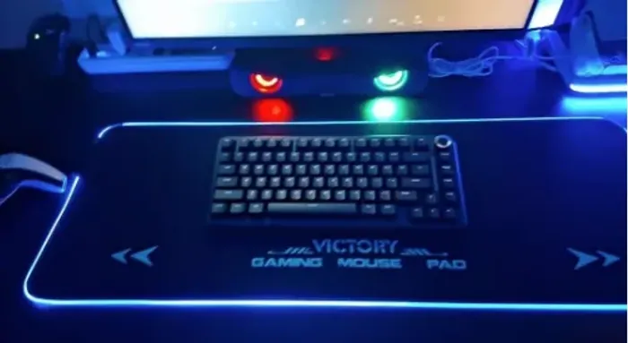 Produto NOVO Mouse Pad Gamer victory Iluminado LED RGB Grande e Grosso 80X30cmX4mm VT-4000