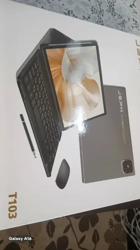 Tablet novo com teclado 550,00