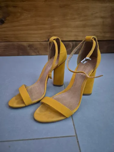 Sapato feminino 34