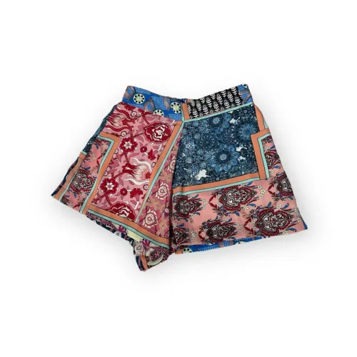 Short colorido patchwork feminino