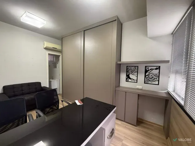 Sala Comercial 21,68 m² no Funcionários, BH R$ 220.000