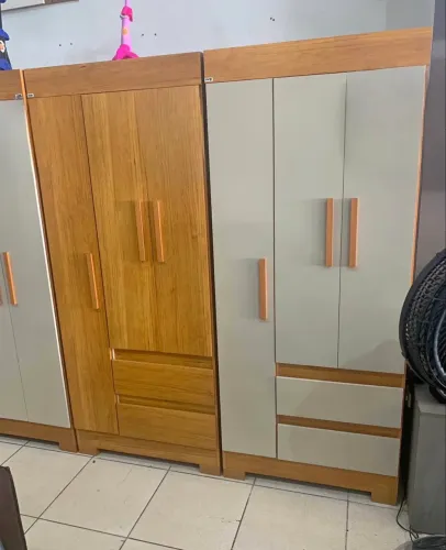 Guarda Roupa Maya 3 Portas 