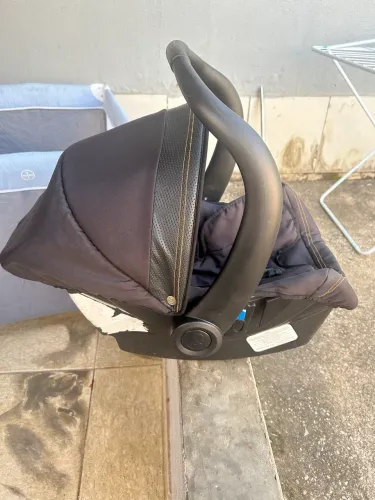 Bebê conforto galzerano 