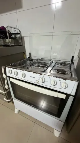 Vendo fogão elétrico 5 bocas