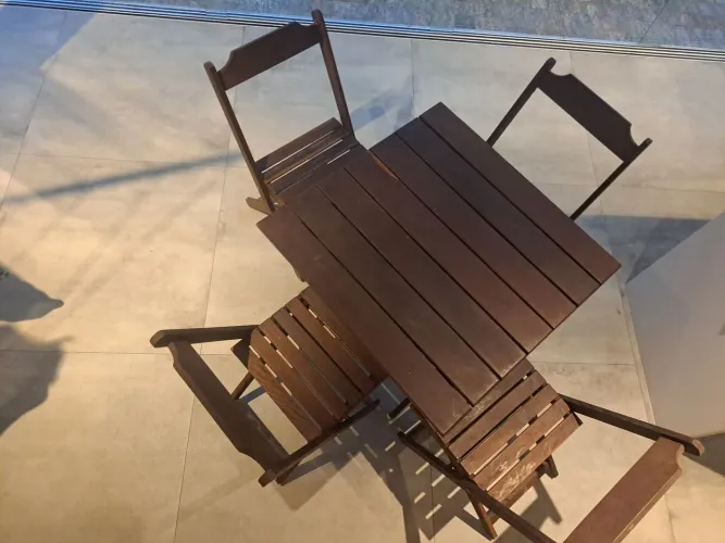 Conjunto mesa dobrável jardim,  bar, restaurante 