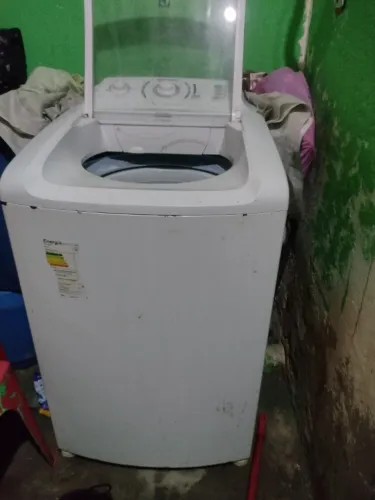 Máquina de lavar roupa Eletrolux 10kl 