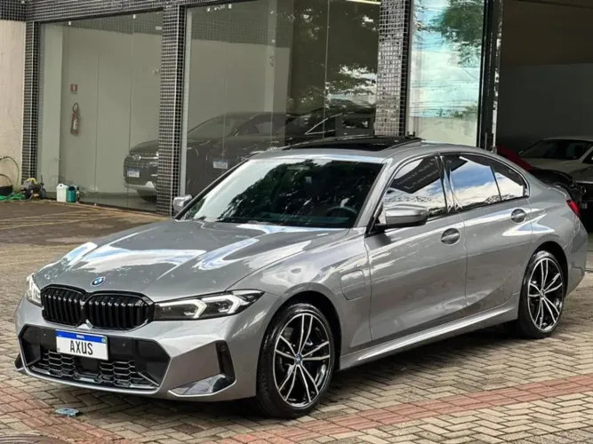 BMW 330E M Sport 2.0 Turbo Híbrido AU 2024