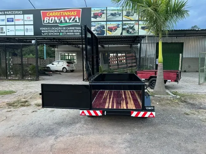 Carretinha bau 2X120X060