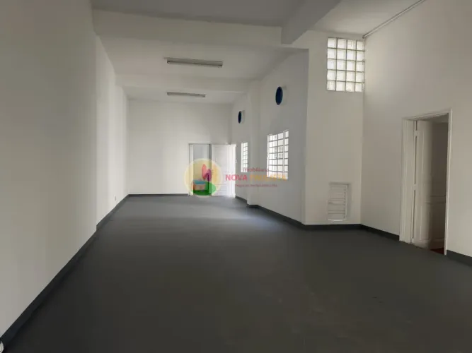 Sobrado à Venda com salao comercial, muito espaçoso com 192 m² na Vila Romana, São Paulo