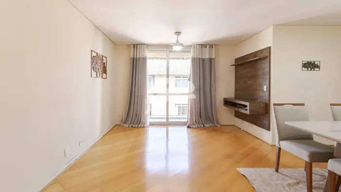 Apartamento 3 Quartos Capao Raso 75m²