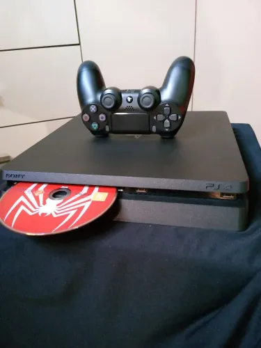 PS4 Slim 500GB testado e limpo + jogo do spider man 