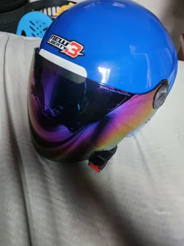 Capacete com 2 viseiras tam 60