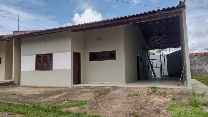 Casa Em Residencial Fechado na Maiobinha 2 Mil Reais 
