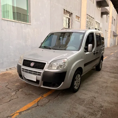 Fiat Doblo Attractive 1.4 Fire Flex 8V 5P 2013