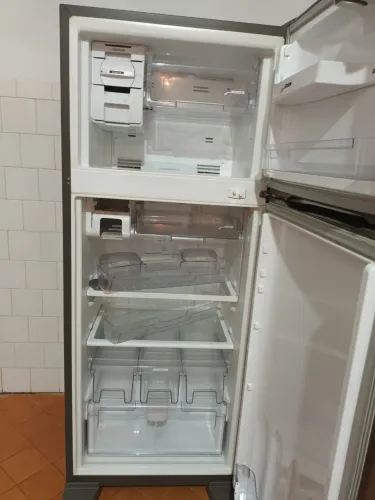 Geladeira 427 lt
