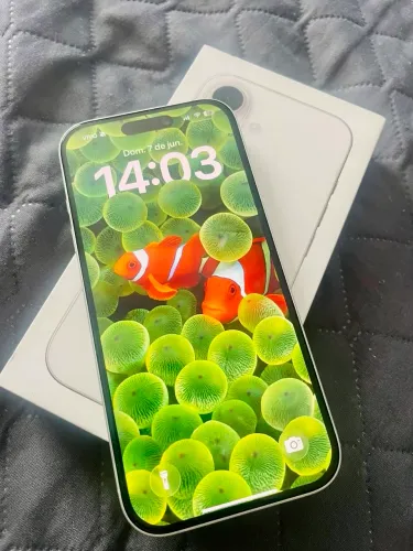 iPhone 17 Branco (novo)