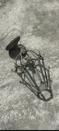 Lustre antigo em bronze