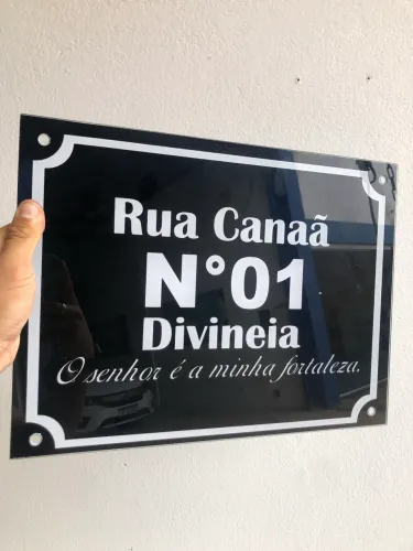 Fabrico placas de endereço de alta qualidade e resistência.