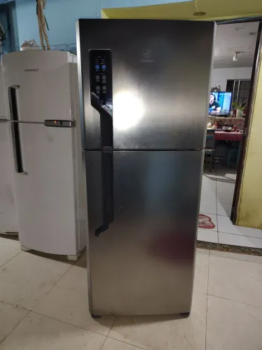 Refrigerador Electrolux Tf55S Fost Free Duplex Cor INOX TF55S simi Nova 1 e 4 mês de uso