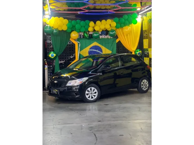 Chevrolet Onix JOY Hatch 1.0 8V Flex Mec. 4P 2019