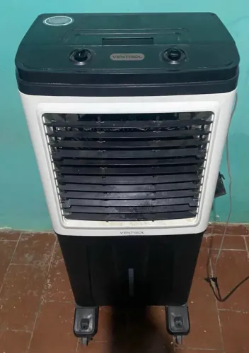 Climatizador vende sol 80litro 110. Ele