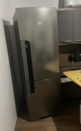 Geladeira usada em bom estado