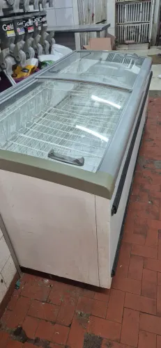 Ilha para congelados