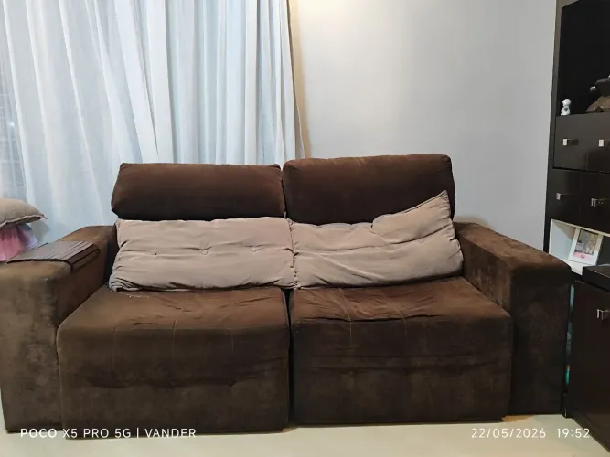 SOFA 2 LUGARES RECLINÁVEL E RETRÁTIL