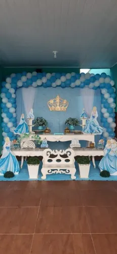 Vende se loja de decoração completa com vários temas várias mesas R$ 15.000 ZAP 692988104