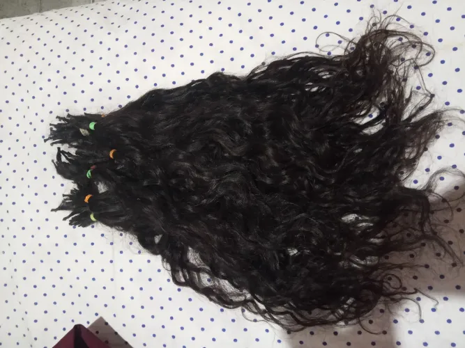Cabelo 100%humano peso 200g , cumprimento 50cm 
