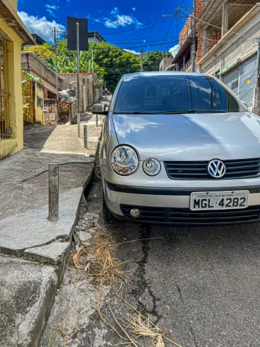 Volkswagen Polo Sedan 1.6 MI Total Flex 8V 4P 2006