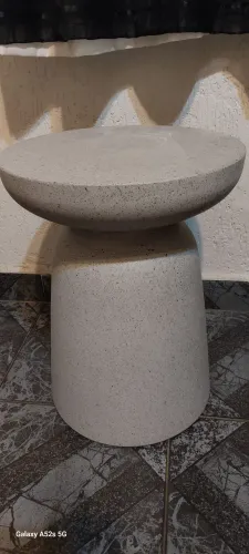 Mesa Lateral De Apoio Em Cimento Cinza Mart 