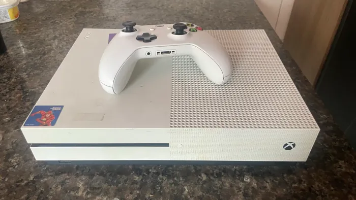 Xbox One S 512gb