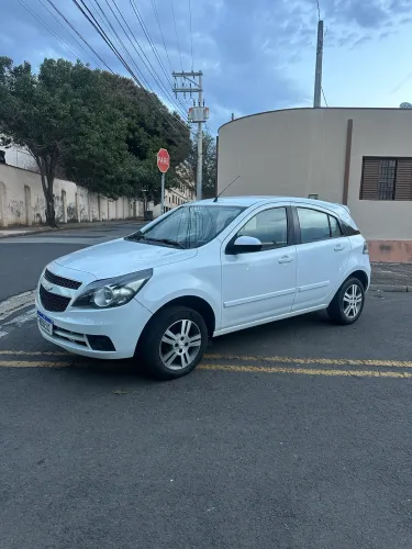 Chevrolet Agile LTZ 1.4 MPFI 8V Flexpower 5P 2013
