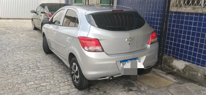 Chevrolet Onix JOY Hatch 1.0 8V Flex Mec. 4P 2017