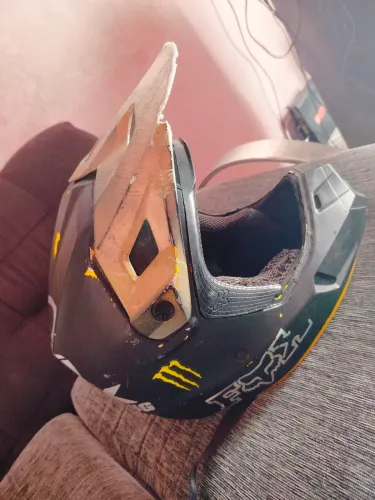 Capacete FOX V2