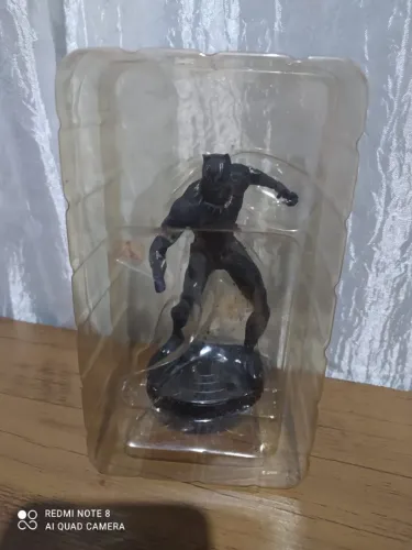 PANTERA NEGRA (EAGLEMOSS)