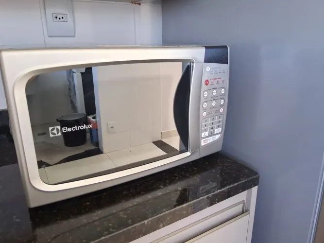 Micro-ondas Electrolux 20L