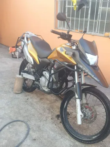 Vendo XRE 300 2010