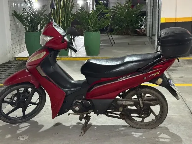 Vendo Shineray JET 125 Partida elétrica.