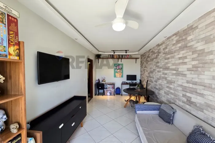 Apartamento à venda com 2 quartos, 82m², em Bento Ribeiro, Rio de Janeiro, RJ. Por R$ 235.
