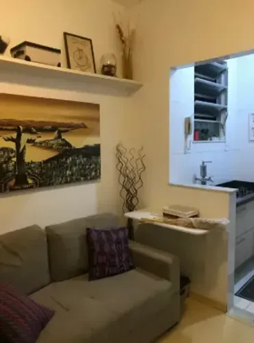 INCRÍVEL SALA E QUARTO EM COPACABANA POSTO 4